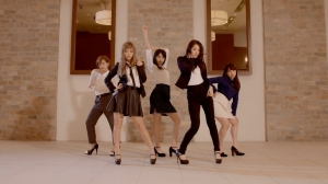 ℃-ute『The Middle Management～女性中間管理職～』(Promotion edit).mp4_snapshot_03.23_[2015.04.11_14.34.30]
